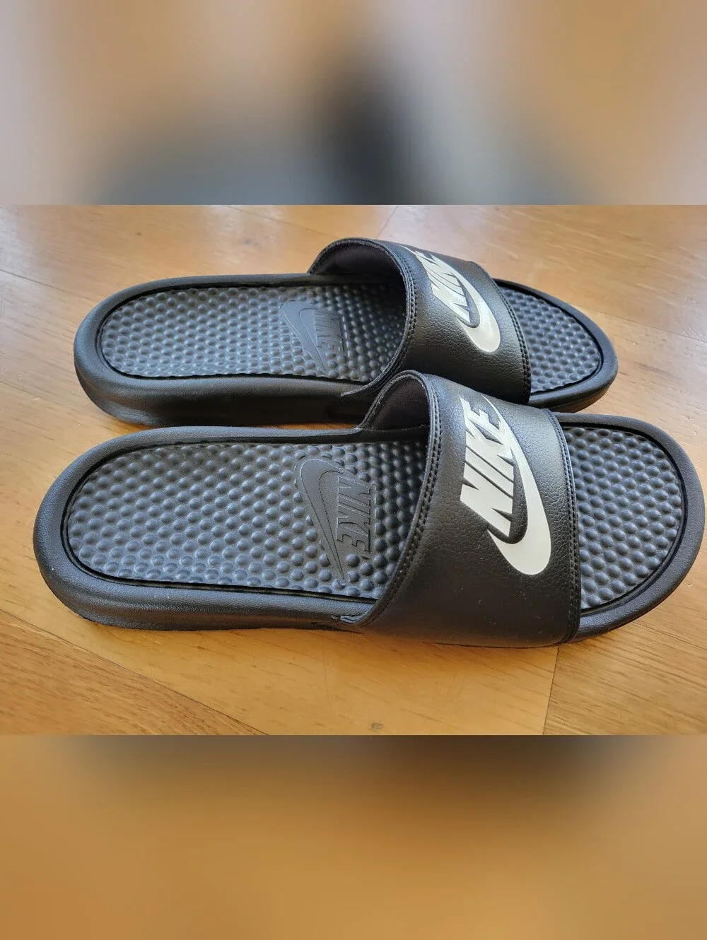 Nike black white